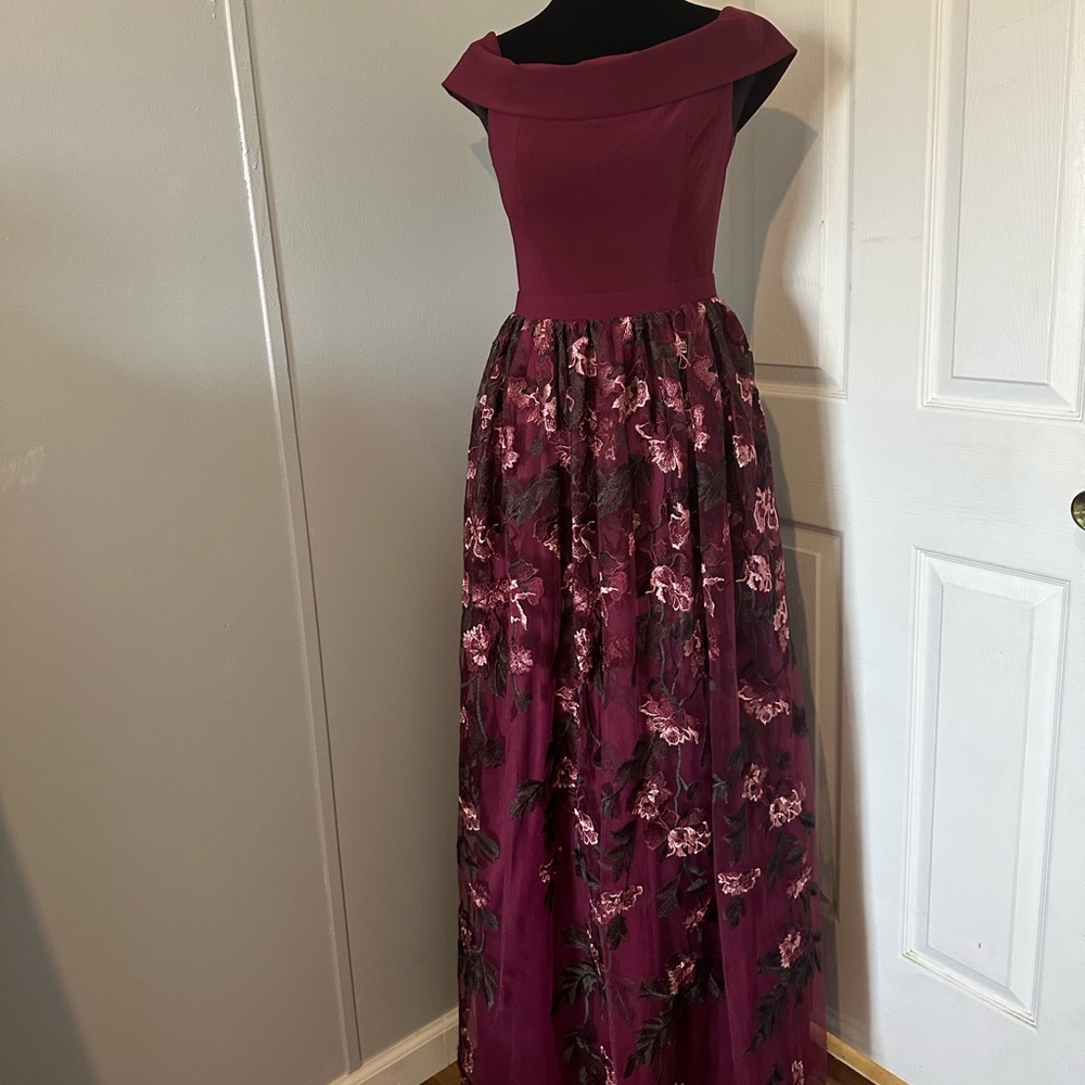 Night Way Collections Burgundy Floral Maxi Dress prom, weddings all occasions